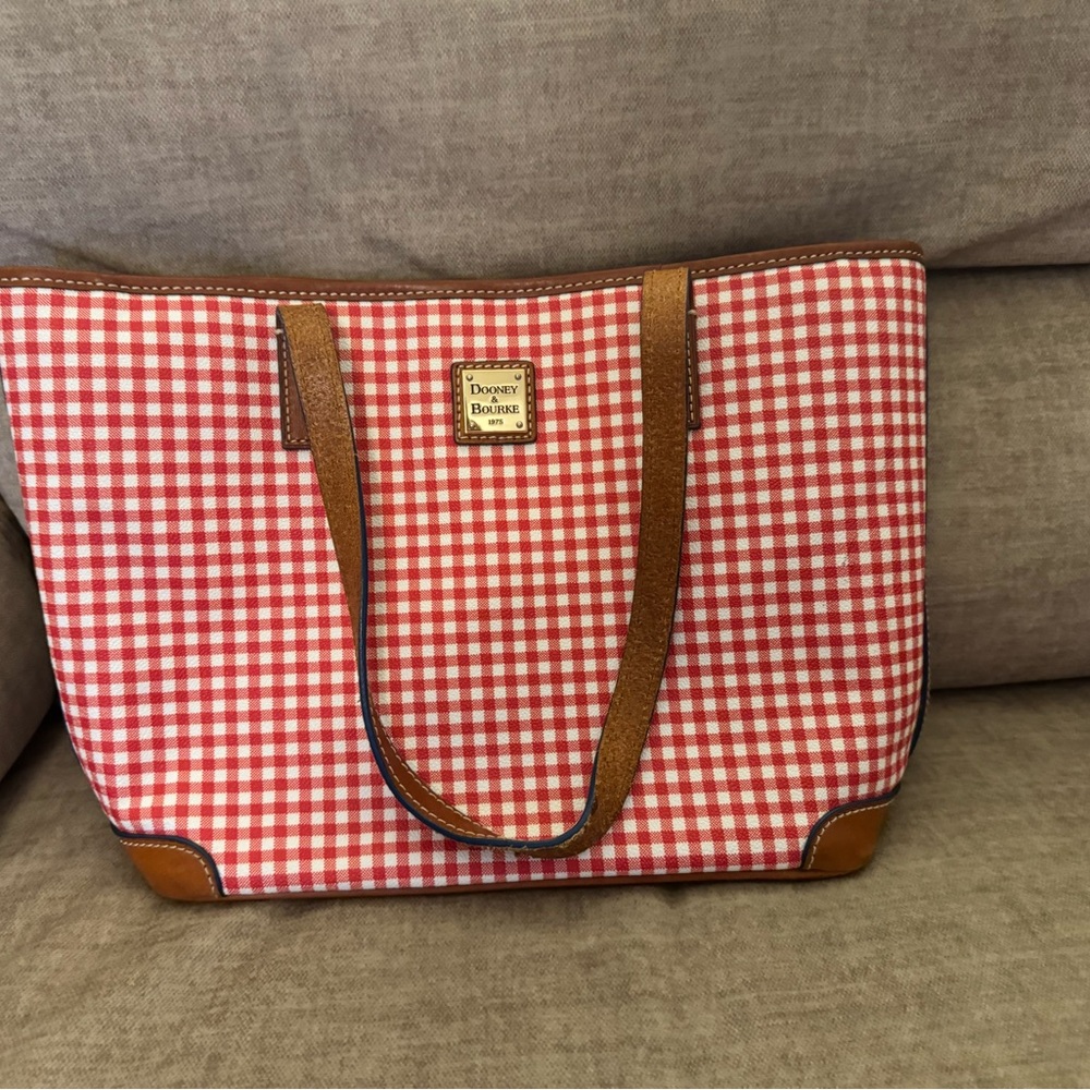 Dooney and Bourke bag